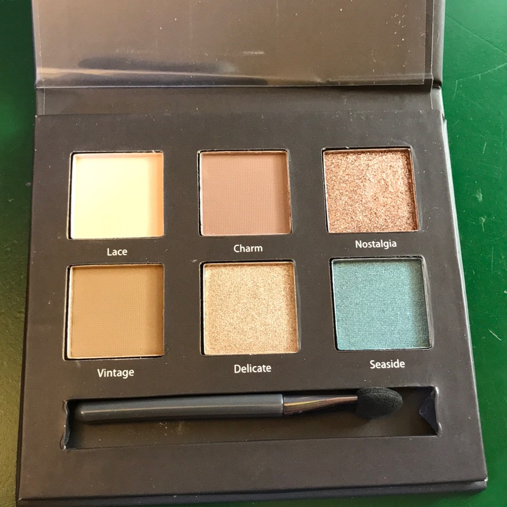 Eyeshadow